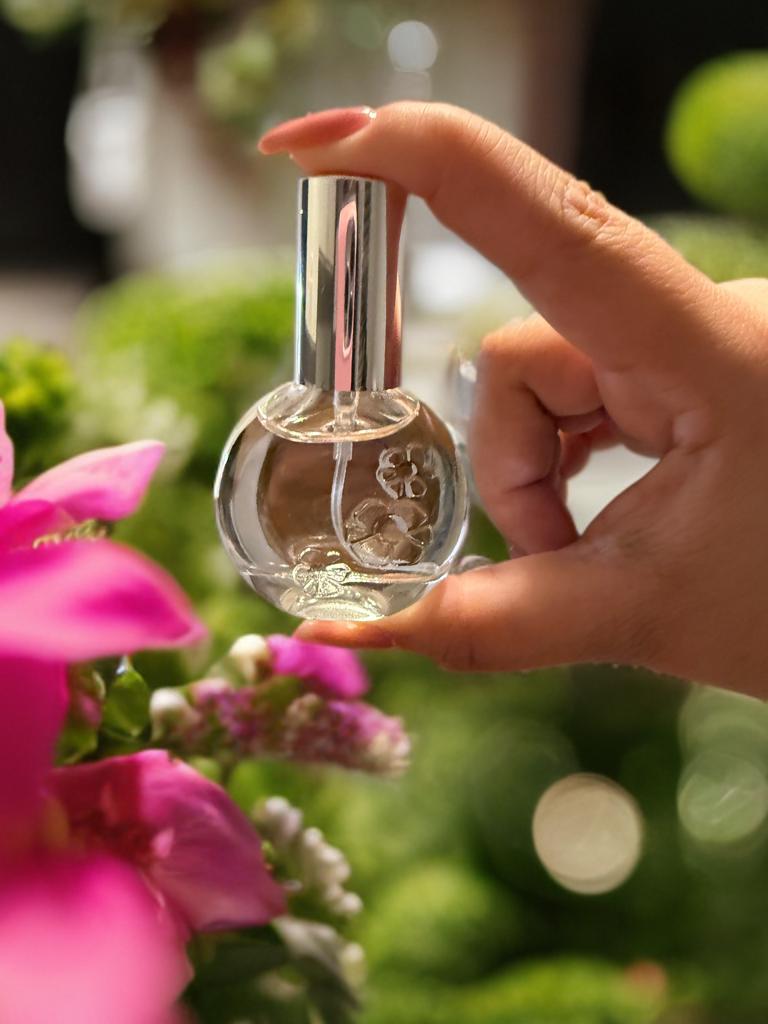 Customizable Scents Wedding Favors-Luxury Inspired